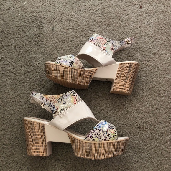 Rafaello Block Heels - Picture 1 of 5